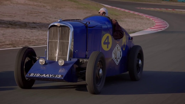 Video Reference: Tire, Wheel, Land vehicle, Vehicle, Car, Automotive tire, Tread, Motor vehicle, Hood, Automotive design