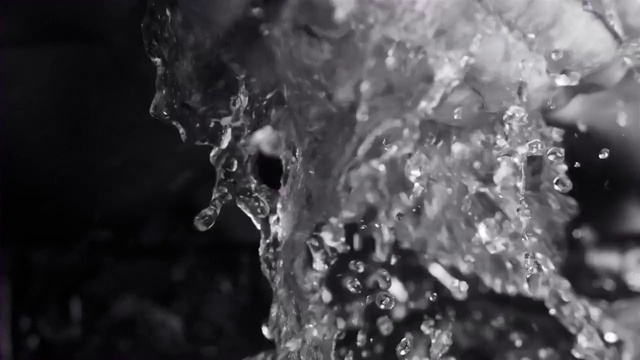 Video Reference: Water, Liquid, Fluid, Flash photography, Atmospheric phenomenon, Moisture, Melting, Freezing, Drop, Dew