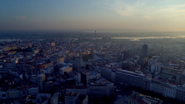 Video Reference: Sky, Cloud, Building, Atmosphere, Daytime, Tower, Skyscraper, Tower block, World, Urban design