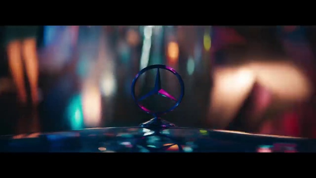 Video Reference: Liquid, Automotive lighting, Hood, Purple, Entertainment, Visual effect lighting, Violet, Automotive design, Audio equipment, Performing arts