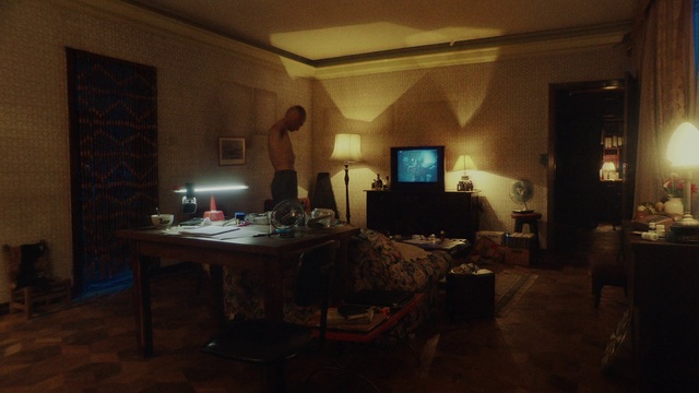 Video Reference: Furniture, Building, Table, Desk, Interior design, Living room, Chair, House, Flooring, Event