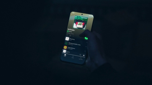 Video Reference: Mobile phone, Communication Device, Portable communications device, Telephony, Mobile device, Gadget, Cellular network, Operating system, Font, Multimedia