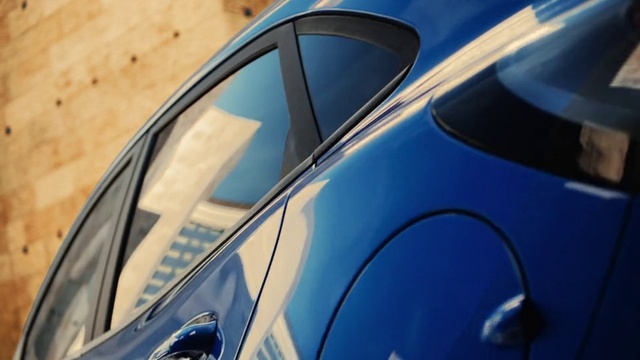 Video Reference: Car, Vehicle, Automotive lighting, Hood, Automotive tire, Motor vehicle, Automotive design, Alloy wheel, Headlamp, Automotive exterior