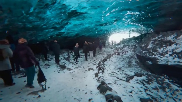 Video Reference: Water, Outdoor recreation, Glacial landform, Ice cave, Glacier cave, Underwater, Coastal and oceanic landforms, Snow, Freezing, Geological phenomenon