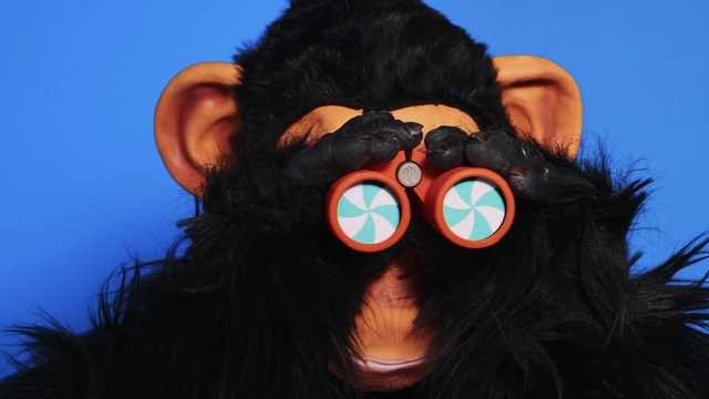 Video Reference: Hair, Glasses, Lip, Outerwear, Vision care, Sky, Blue, Eyelash, Azure, Eyewear