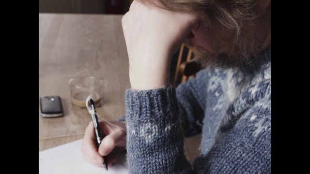 Video Reference: Hand, Eyelash, Vision care, Eyewear, Gesture, Nail, Finger, Tableware, Street fashion, Office supplies