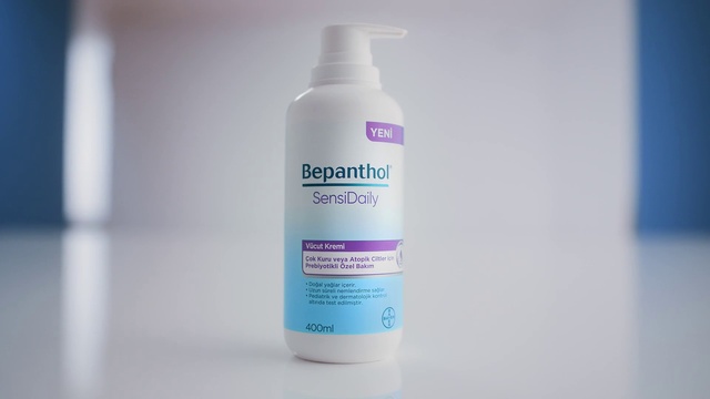 Video Reference: Liquid, Bottle, Fluid, Paint, Plastic bottle, Drink, Cylinder, Personal care, Gas, Electric blue