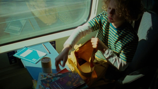 Video Reference: Guitar, String instrument, Guitar accessory, String instrument, Musical instrument, String instrument accessory, Plucked string instruments, Musician, Finger, Electric guitar