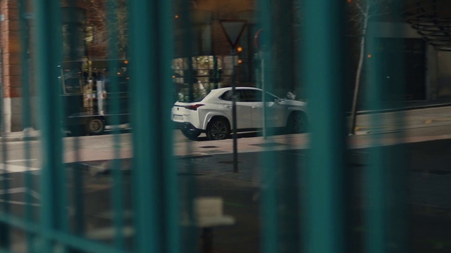 Video Reference: Car, Tire, Automotive lighting, Vehicle, Motor vehicle, Automotive design, Wheel, Mode of transport, Vehicle door, Automotive exterior