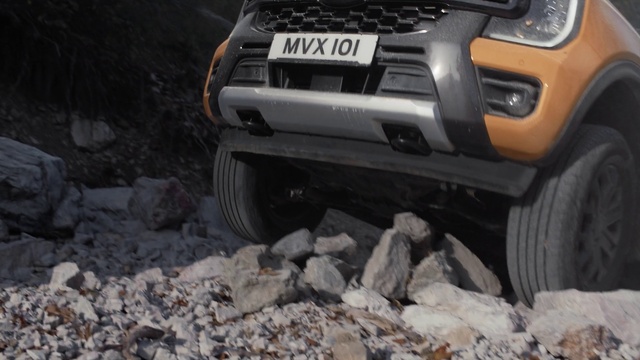 Video Reference: Tire, Wheel, Vehicle, Automotive tire, Car, Tread, Grille, Automotive lighting, Motor vehicle, Automotive exterior