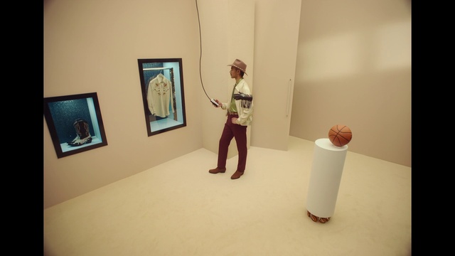 Video Reference: Picture frame, Art, Flooring, Event, Exhibition, Visual arts, Room, Paint, Cylinder, Wood