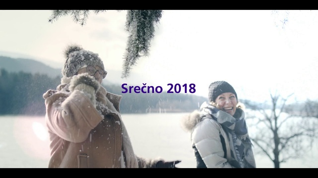 Video Reference: Sky, Flash photography, Happy, Gesture, People in nature, Atmospheric phenomenon, Freezing, Adaptation, Snow, Street fashion