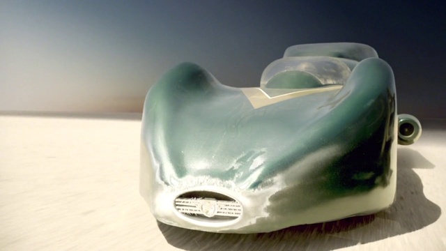 Video Reference: Dishware, Automotive design, Serveware, Tableware, Porcelain, Ceramic, Pottery, Art, Plastic, Electric blue