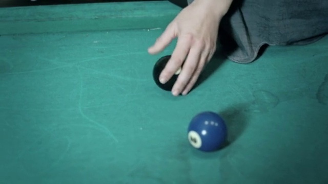 Video Reference: Baize, Billiard ball, Billiards, Ball, Finger, Indoor games and sports, Wood, Recreation, Billiard table, Sports equipment