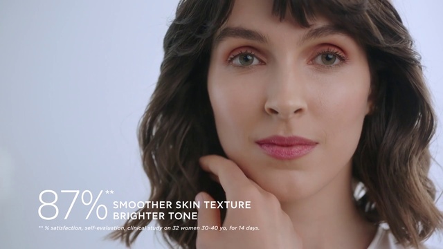 Video Reference: Forehead, Nose, Cheek, Skin, Lip, Chin, Eyebrow, Smile, Lipstick, Eyelash