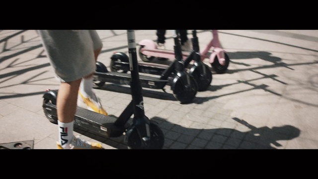 Video Reference: Tire, Wheel, Bicycle tire, Vehicle, Automotive tire, Sports equipment, Bicycle wheel, Shorts, Motor vehicle, Asphalt