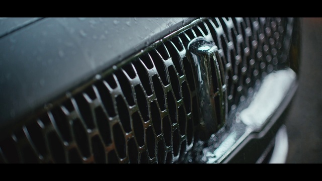 Video Reference: Grille, Hood, Automotive lighting, Motor vehicle, Car, Vehicle, Automotive design, Headlamp, Automotive exterior, Bumper