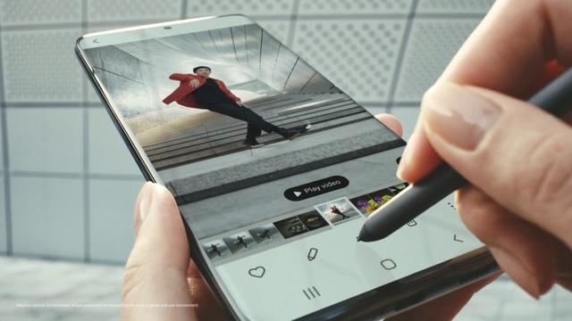 Video Reference: Hand, Tablet computer, Gadget, Communication Device, Output device, Gesture, Finger, Thumb, Netbook, Technology