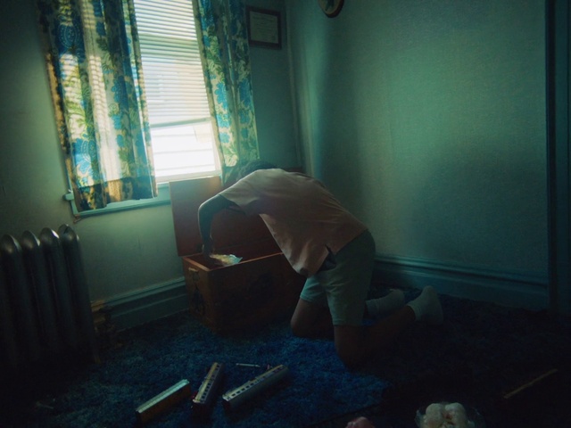 Video Reference: Window, Wood, Window blind, Flooring, Floor, Hardwood, Tints and shades, Chair, Stool, Elbow