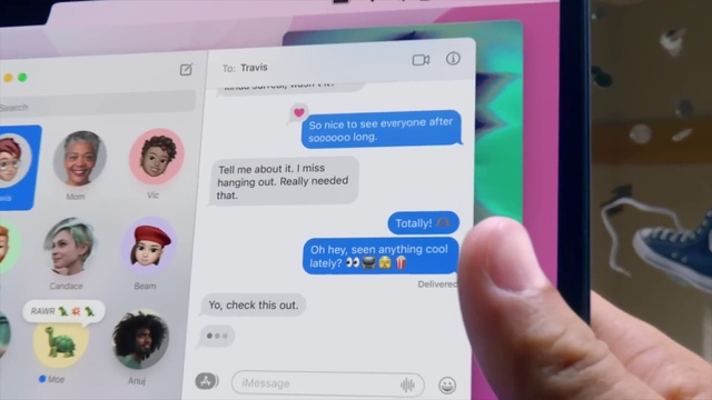 Video Reference: Gadget, Communication Device, Gesture, Font, Material property, Screenshot, Software, Portable communications device, Multimedia, Electronic device