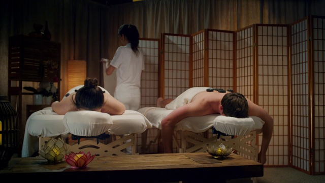 Video Reference: Shoulder, Comfort, Entertainment, Abdomen, Performing arts, Barechested, Trunk, Performance art, Event, Leisure