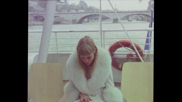 Video Reference: Sleeve, Comfort, Window, Happy, Travel, Fur, Leisure, Fun, Room, Eyewear