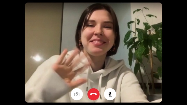 Video Reference: Smile, Eyebrow, Mouth, Jaw, Sleeve, Eyelash, Gesture, Plant, Flash photography, Happy