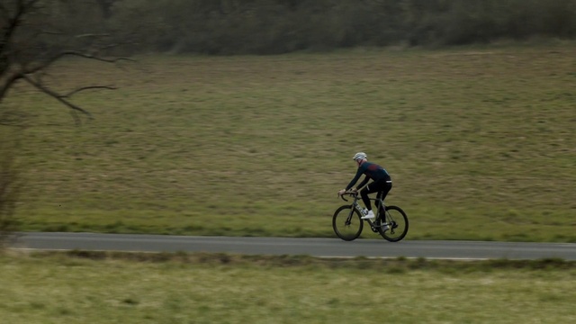 Video Reference: Bicycle, Wheel, Tire, Bicycles--Equipment and supplies, Bicycle clothing, Bicycle wheel, Sports equipment, Bicycle frame, Bicycle handlebar, Plant