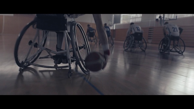 Video Reference: Tire, Wheel, Bicycle, Bicycle wheel, Bicycle tire, Automotive lighting, Bicycles--Equipment and supplies, Product, Automotive tire, Bicycle accessory