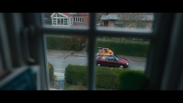 Video Reference: Window, Plant, Car, Automotive lighting, Vehicle, Motor vehicle, Wheel, Tire, Automotive mirror, Automotive design