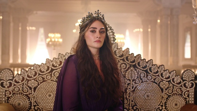 Video Reference: Eyebrow, Flash photography, Eyelash, Fashion design, Black hair, Happy, Formal wear, Long hair, Makeover, Event