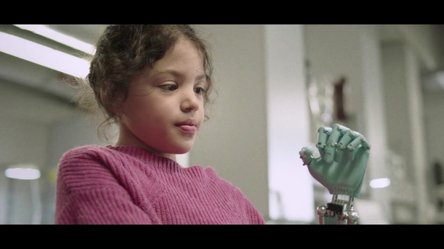 Video Reference: Nose, Face, Eyelash, Human body, Gesture, Happy, Flash photography, Toddler, Tableware, Fun