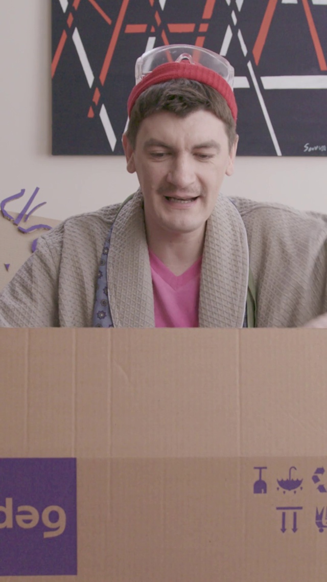 Video Reference: Forehead, Chin, Cap, Smile, Human, Fashion, Baseball cap, Package delivery, Event, Packaging and labeling