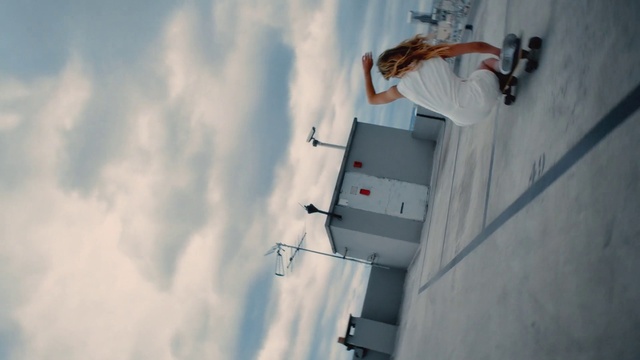 Video Reference: Cloud, Sky, Plant, Leg, Human body, Grey, Elbow, Slope, Wood, Wire