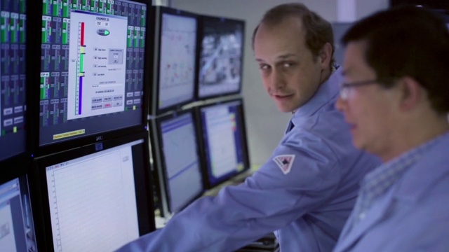 Video Reference: Computer, Personal computer, Computer monitor, Engineering, Electronic device, White-collar worker, Event, Machine, Job, Software engineering