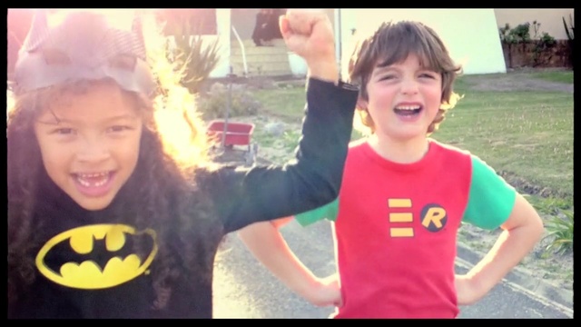 Video Reference: Smile, Outerwear, Hairstyle, Photograph, Facial expression, Organ, Happy, Sleeve, Gesture, Fun