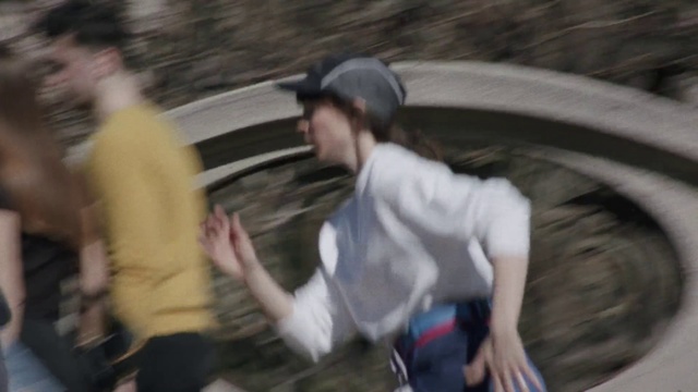 Video Reference: Gesture, Automotive tire, Helmet, Motor vehicle, Personal protective equipment, Recreation, Event, Automotive exterior, Competition event, Tree