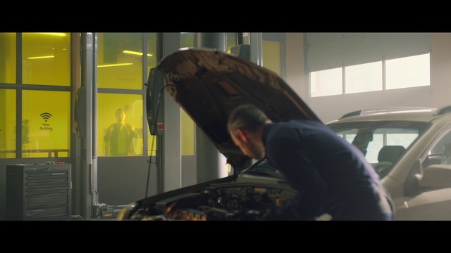 Video Reference: Hat, Vehicle door, Automotive lighting, Automotive exterior, Windshield, Motor vehicle, Glass, Automotive window part, Automotive design, Auto part