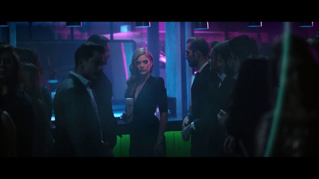 Video Reference: Purple, Entertainment, Violet, Fun, Magenta, Display device, Electric blue, Visual effect lighting, Event, Electronic device