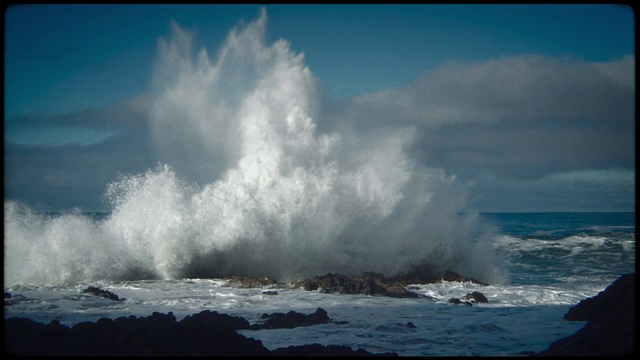 Video Reference: Cloud, Water, Sky, Liquid, Fluid, Coastal and oceanic landforms, Cumulus, Natural landscape, Beach, Wind wave