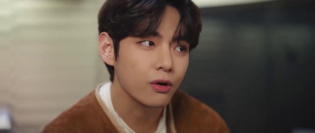 Video Reference: Forehead, Nose, Cheek, Lip, Eye, Eyelash, Human body, Ear, Jaw, Flash photography