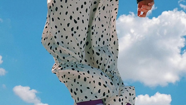 Video Reference: Cloud, Sky, White, Blue, Light, Azure, Line, Art, Sculpture, Cumulus