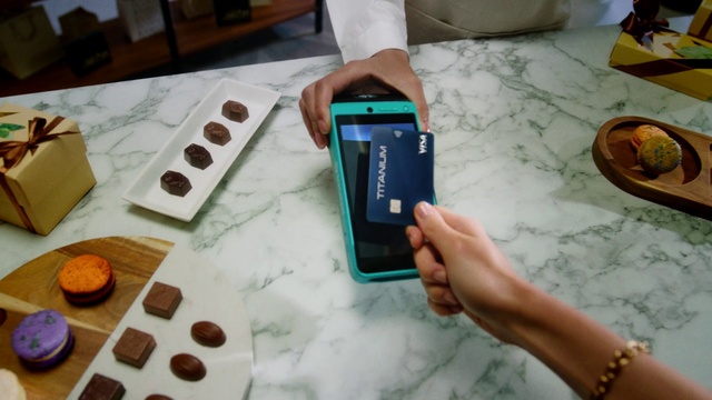 Video Reference: Hand, Mobile phone, Communication Device, Finger, Gesture, Mobile device, Telephony, Nail, Portable communications device, Gadget