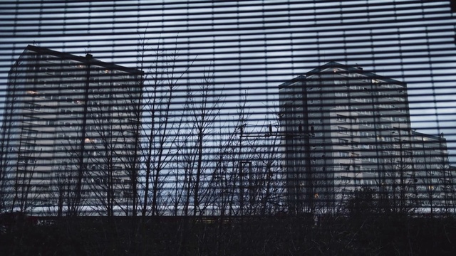 Video Reference: Building, Skyscraper, Sky, Tower block, Mesh, Grey, Urban design, Condominium, Electricity, Residential area