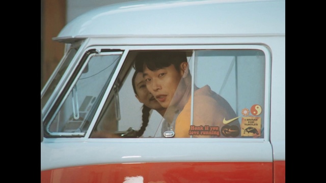 Video Reference: Vehicle, Car, Motor vehicle, Hood, Window, Automotive design, Automotive exterior, Mode of transport, Automotive mirror, Vehicle door