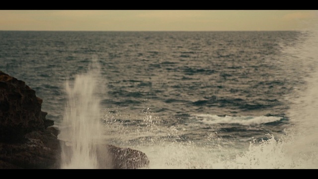 Video Reference: Water, Atmosphere, Water resources, Sky, Cloud, Natural landscape, Sunlight, Liquid, Coastal and oceanic landforms, Atmospheric phenomenon