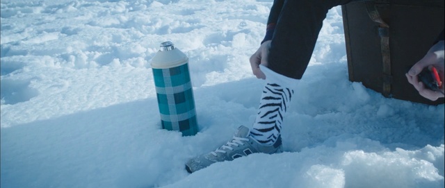 Video Reference: Water, Hand, Snow, Cloud, Leg, Azure, Blue, People in nature, Freezing, Gesture