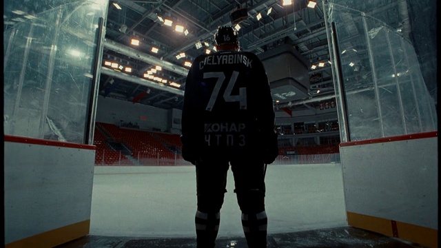 Video Reference: Fashion, Sleeve, Grey, Street fashion, Sportswear, Wall, Fashion design, Denim, Personal protective equipment, Font