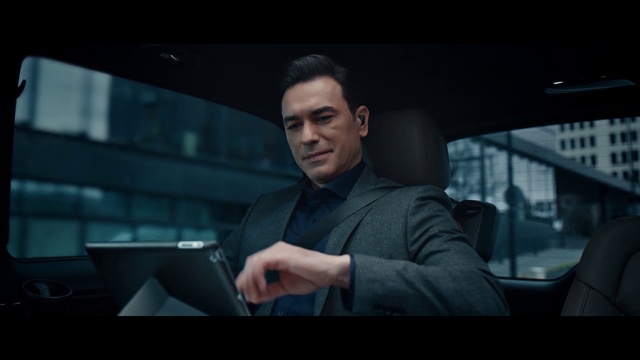 Video Reference: Flash photography, Gesture, Blazer, Automotive design, Fun, White-collar worker, Formal wear, Personal luxury car, Darkness, Event