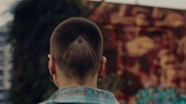 Video Reference: Forehead, Hair, Chin, Neck, Fun, Crowd, Child, T-shirt, Toddler, Soldier